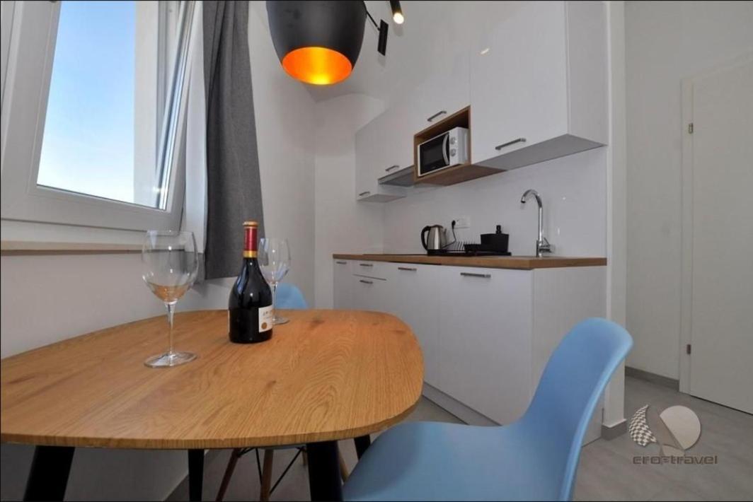 Apartmani Miranda ドラスニセ エクステリア 写真