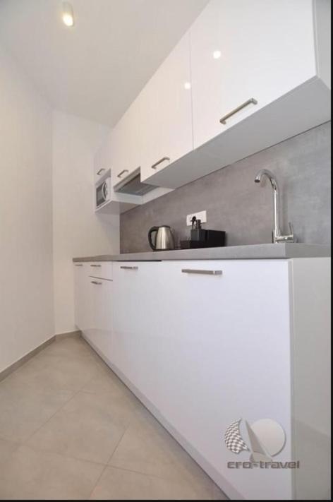 Apartmani Miranda ドラスニセ エクステリア 写真