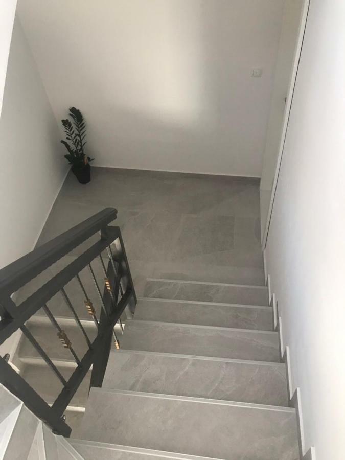 Apartmani Miranda ドラスニセ エクステリア 写真